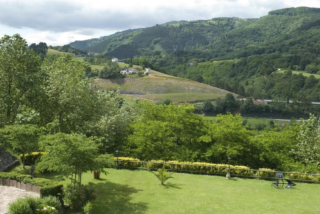 Les Jardins De Bakea Hotel Biriatou Exterior photo
